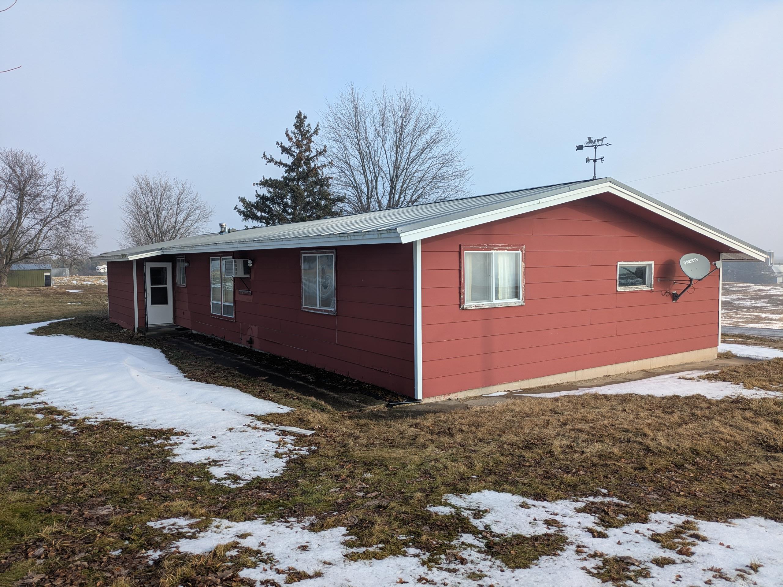 8733 Cemetery Lane Lancaster, WI 53813 - Photo 15 of 16