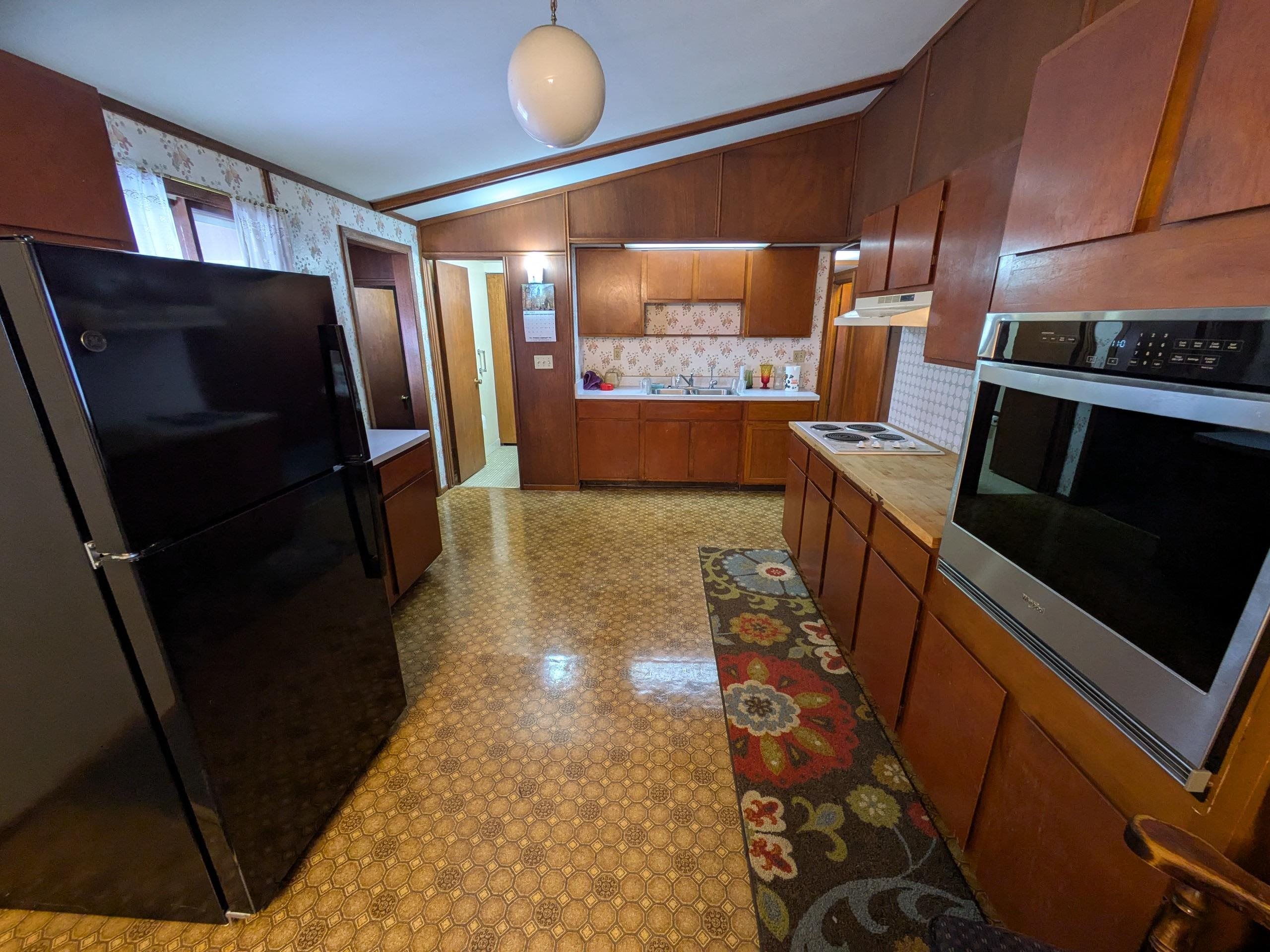 8733 Cemetery Lane Lancaster, WI 53813 - Photo 3 of 16