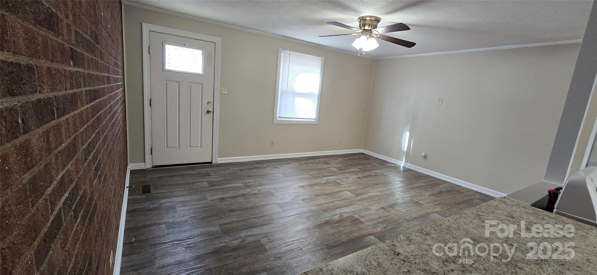 804 3rd Avenue Southwest Conover, NC 28613 - Photo 6 of 12