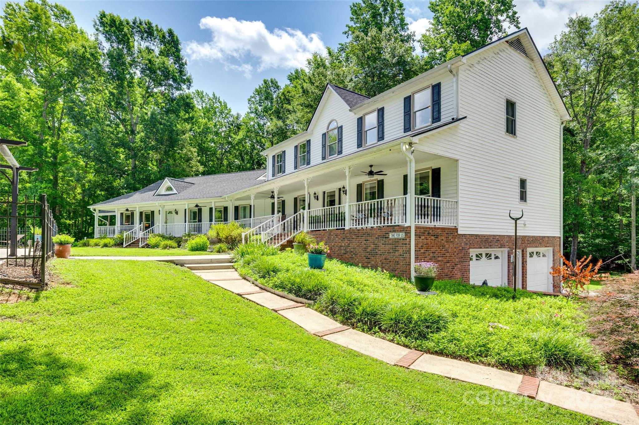 675 Ormand Road York, SC 29745 - Photo 3 of 45 Gallery Image 3