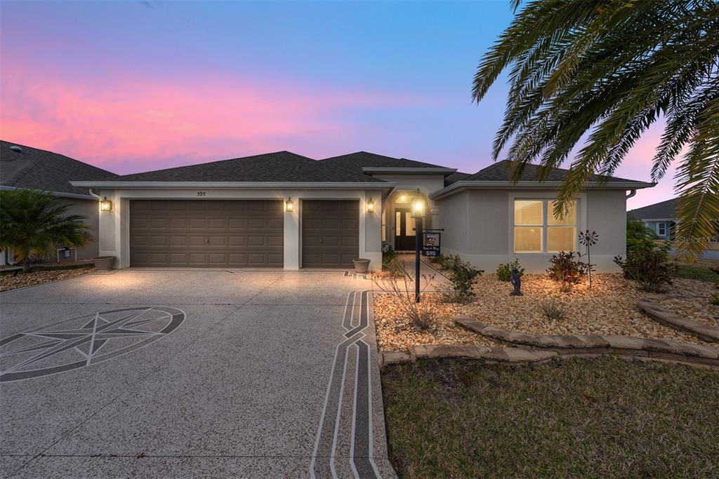 595 Randall Road The Villages, FL 32163 - Photo 41 of 42 a front view of a house with porch