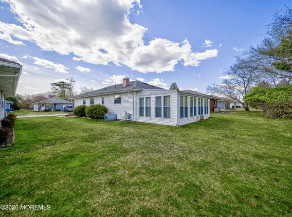 $2,300 | 59 Guadeloupe Drive, Toms River, NJ 08757