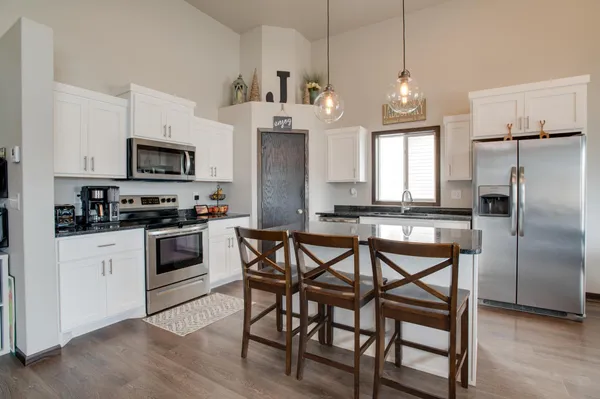 $359,900 | 954 28th Avenue West, West Fargo, ND 58078