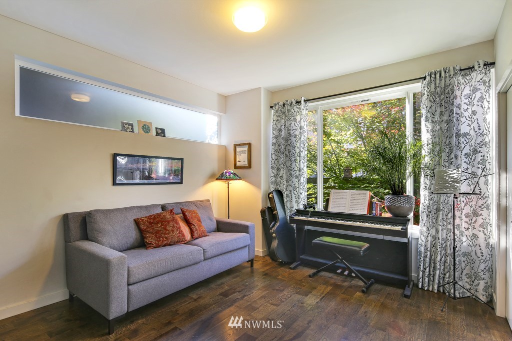 2351 Minor Avenue East, Unit B Seattle, WA 98102 - Photo 17 of 25