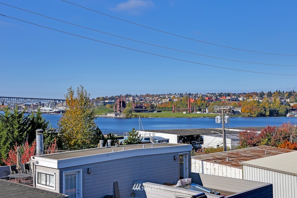 2351 Minor Avenue East, Unit B Seattle, WA 98102 - Photo 8 of 25