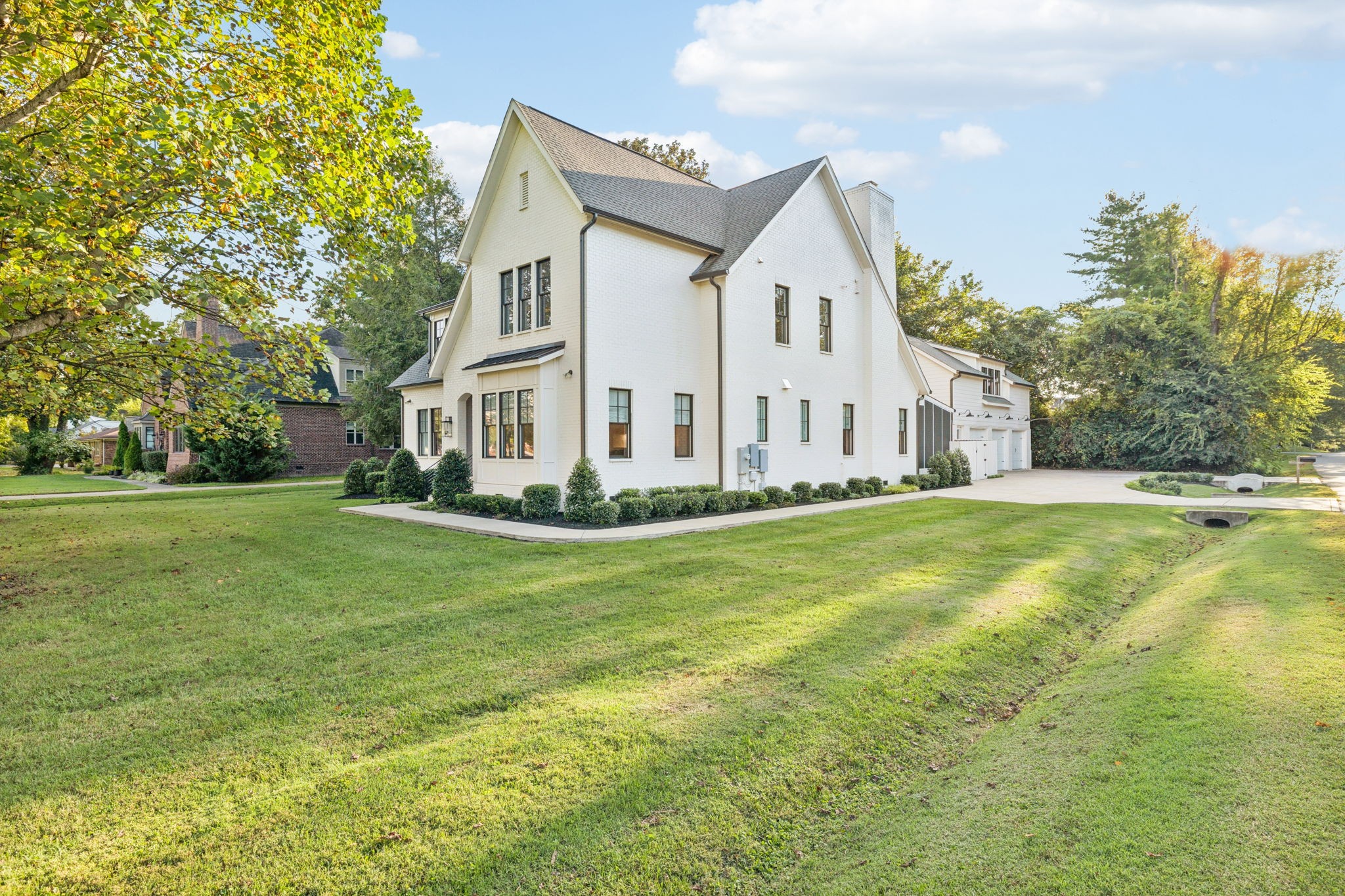 813 Hillsboro Road Franklin, TN 37064 - Photo 3 of 79 Gallery Image 3