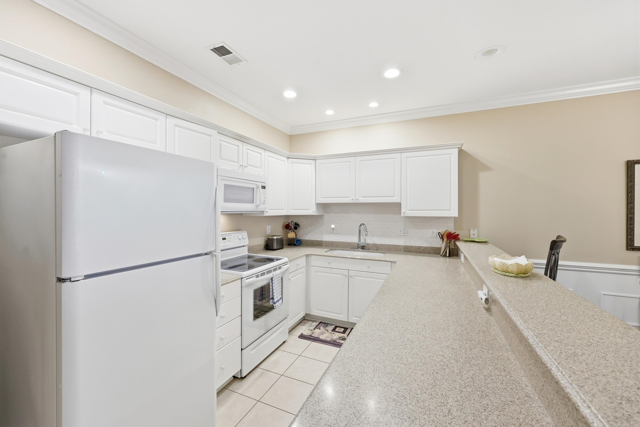 1106 Louise Costin Lane, Unit 1509 Murrells Inlet, SC 29576 - Photo 6 of 29