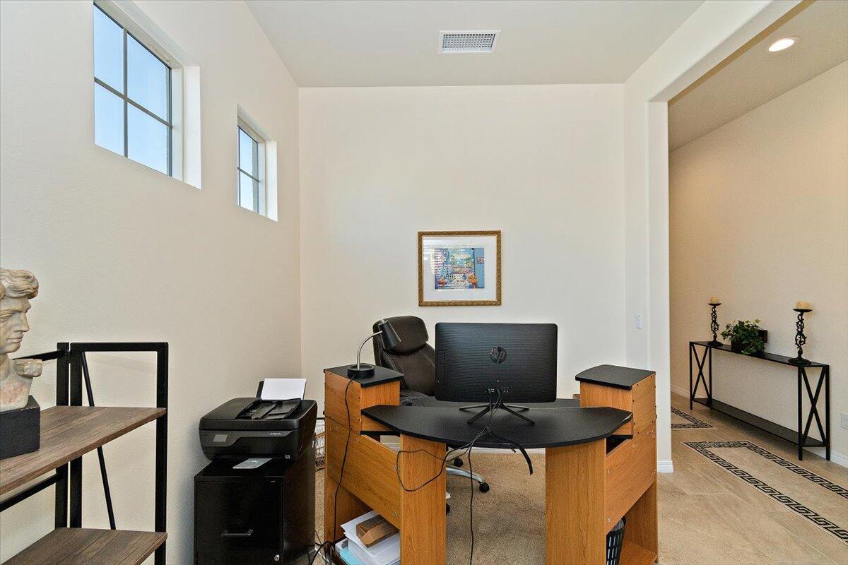 21 Pinot Noir Rancho Mirage, CA 92270 - Photo 22 of 44 Den