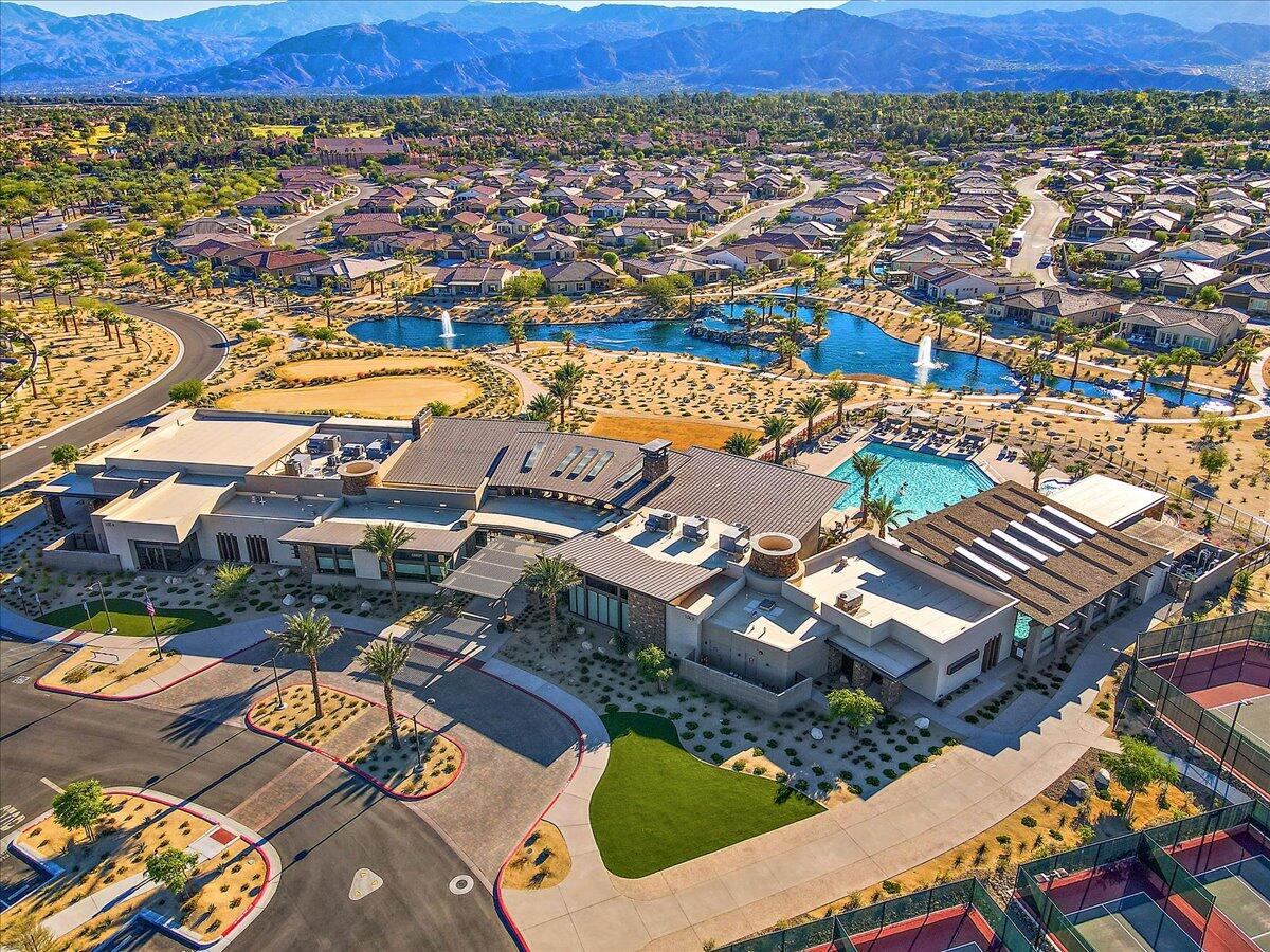 21 Pinot Noir Rancho Mirage, CA 92270 - Photo 34 of 44 Community