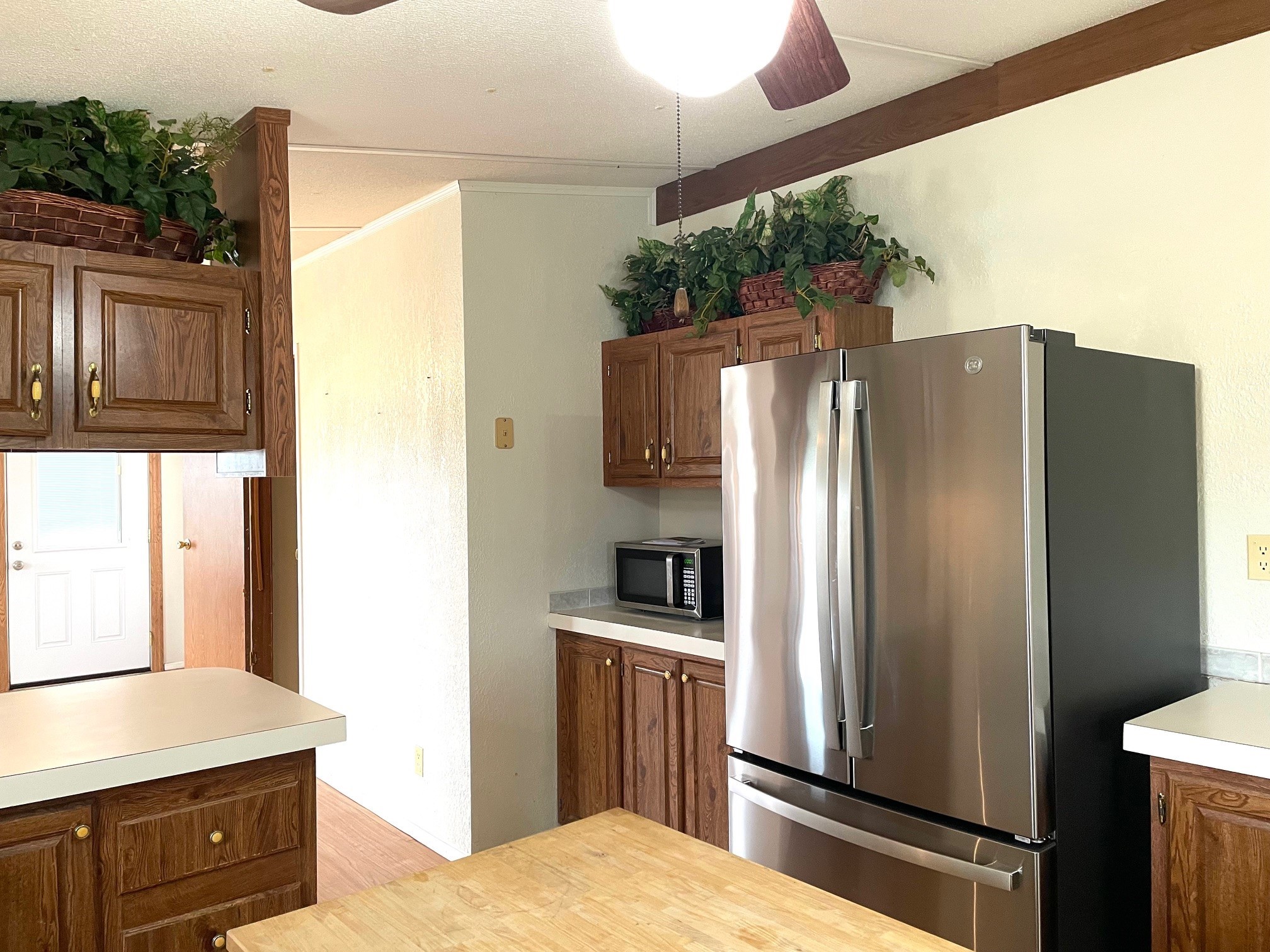 800 Archie Lane Belton, TX 76513 - Photo 20 of 32 This opening leads to the Main Dining Room.