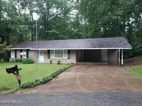$1,095 | 3350 27th Avenue, Meridian, MS 39305