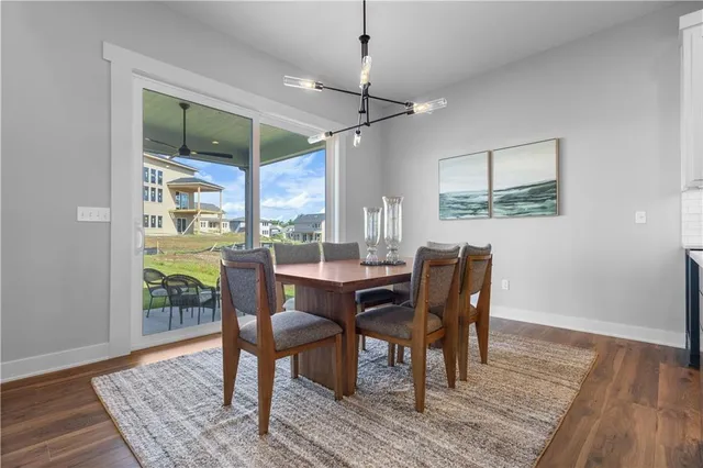 $888,245 | 13512 Terrace Park Drive, Parkville, MO 64152