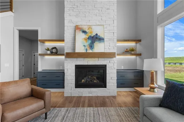 $888,245 | 13512 Terrace Park Drive, Parkville, MO 64152