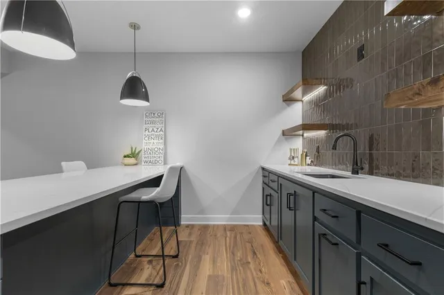 $888,245 | 13512 Terrace Park Drive, Parkville, MO 64152