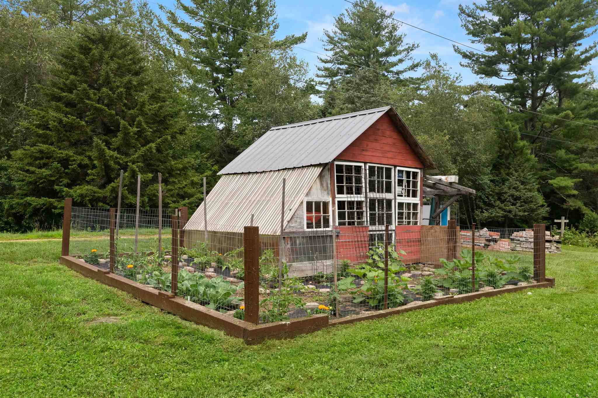 38 N Road Sandown, NH 03873 - Photo 8 of 40