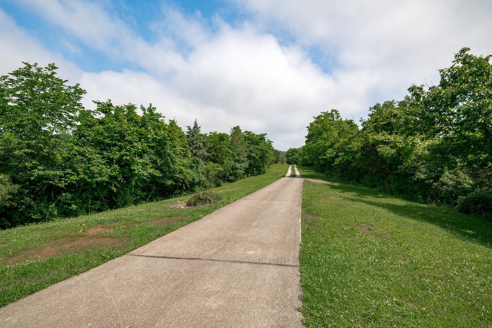 15850 Irvine Road Winchester, KY 40391 - Photo 37 of 63 038-15850_irvine_rd_6_12_21-highrez.jpg-