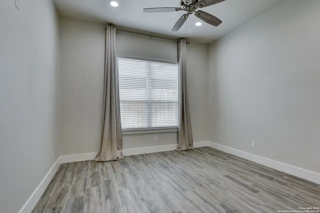 $3,000 | 11158 Vance Jackson Road, Unit 4, San Antonio, TX 78230
