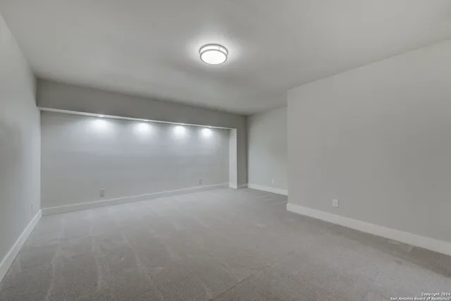 $3,000 | 11158 Vance Jackson Road, Unit 4, San Antonio, TX 78230