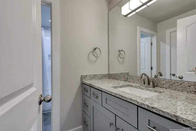 $3,000 | 11158 Vance Jackson Road, Unit 4, San Antonio, TX 78230