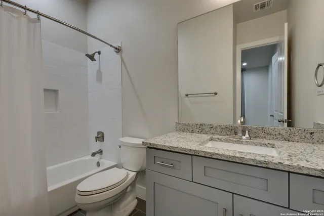 $3,000 | 11158 Vance Jackson Road, Unit 4, San Antonio, TX 78230