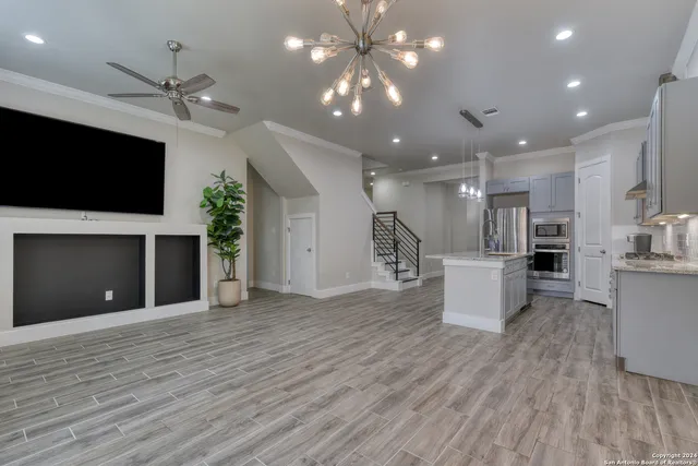 $3,000 | 11158 Vance Jackson Road, Unit 4, San Antonio, TX 78230