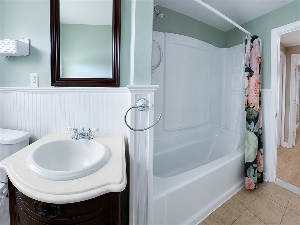 5 Elsie Road Brockton, MA 02302 - Photo 11 of 19