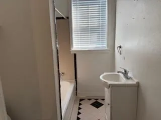 $1,500 | 1122 Florida Avenue, Corpus Christi, TX 78404