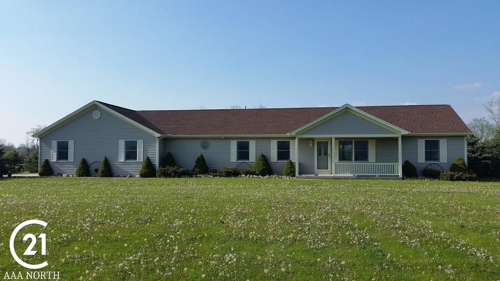 8828 Division Road Columbus, MI 48063 - Photo 1 of 29