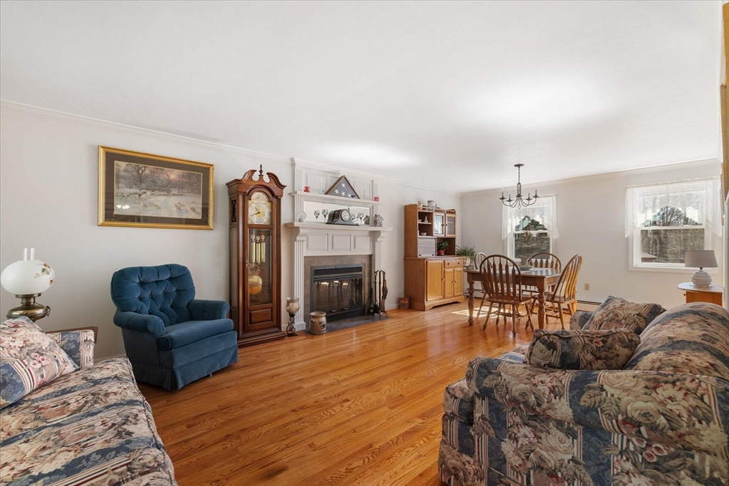 46 Underwood Road Hubbardston, MA 01452 - Photo 9 of 42 Gallery Image 9