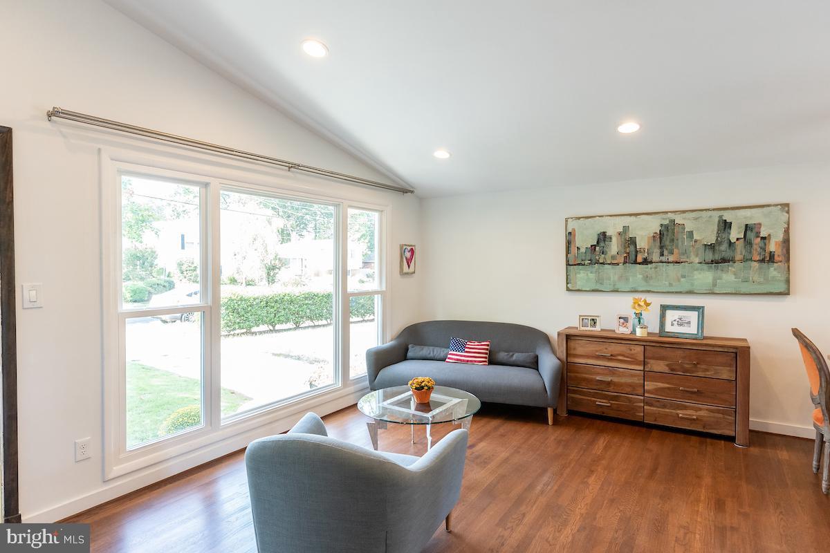 13005 Matey Road Silver Spring, MD 20906 - Photo 5 of 46