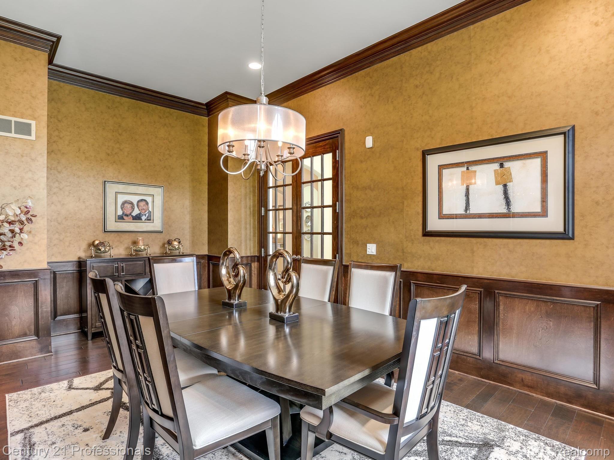 2744 North Addison Circle Rochester, MI 48306 - Photo 20 of 62 2744 S Addison Cir Rochester-026-026-2744 Addison circle south-MLS_Size.jpg