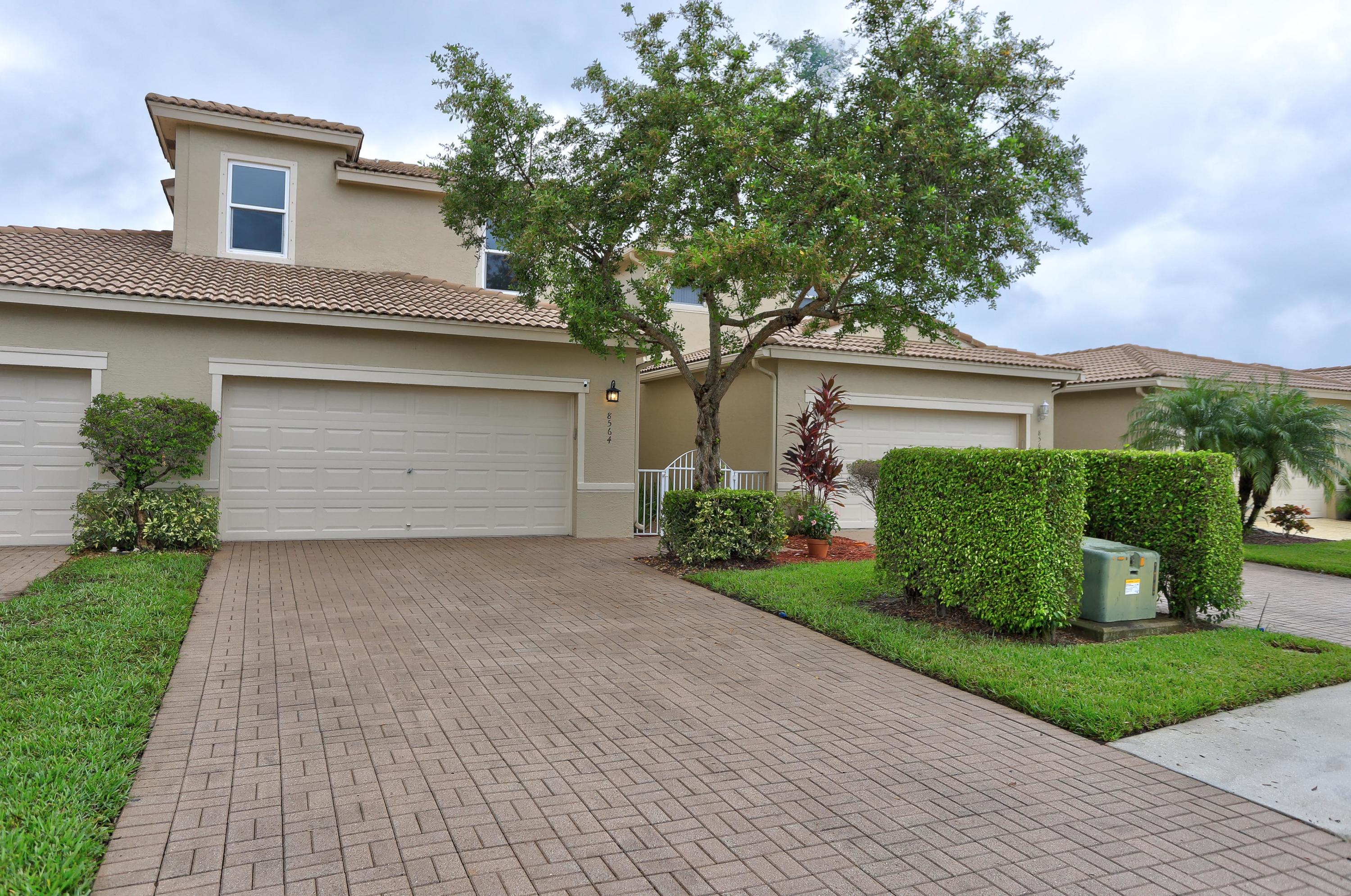 8564 Lineyard Cay West Palm Beach, FL 33411 - Photo 2 of 56 IMG_5424_5_6_7_8