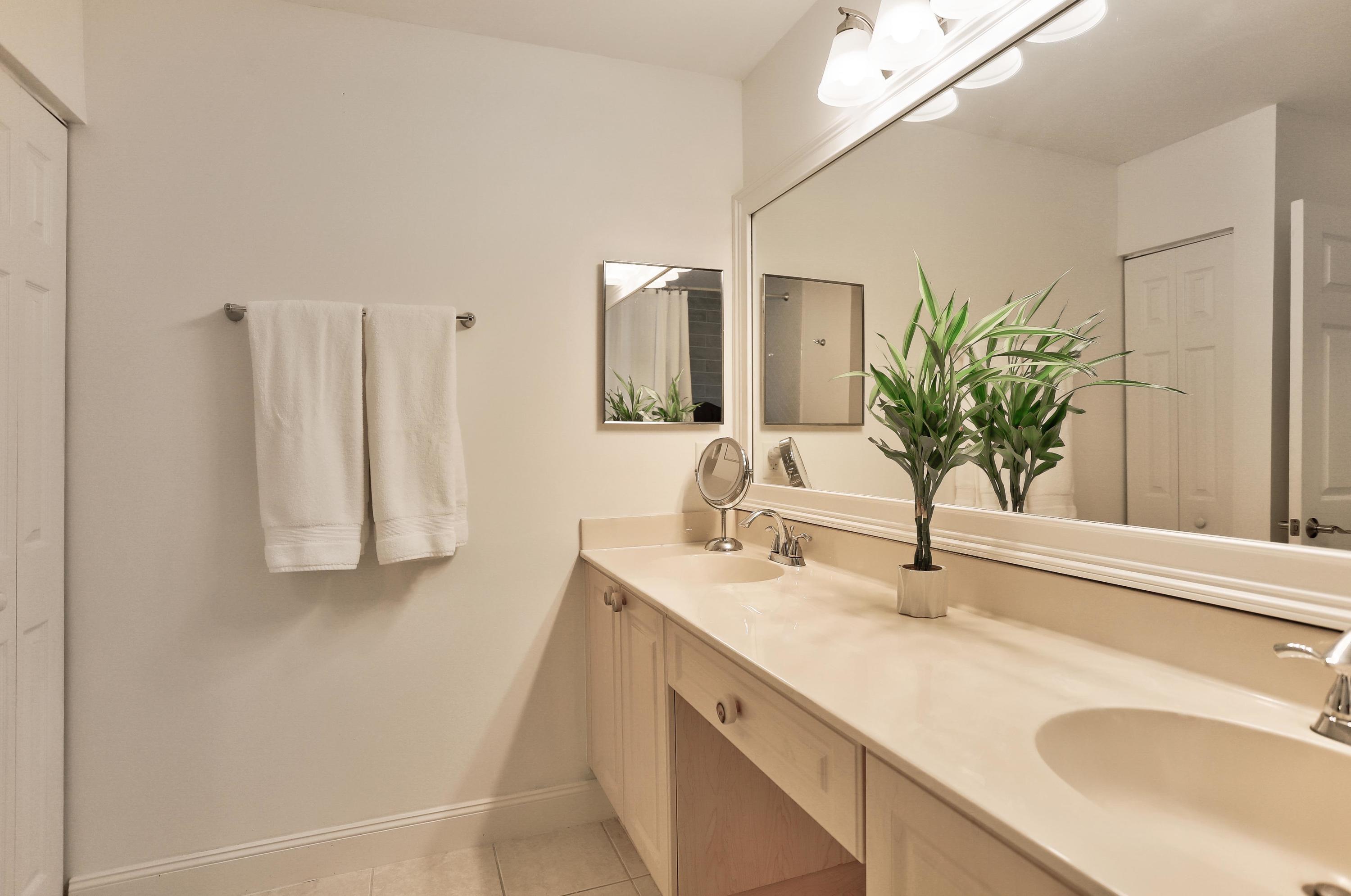 8564 Lineyard Cay West Palm Beach, FL 33411 - Photo 41 of 56 IMG_5624_5_6_7_8