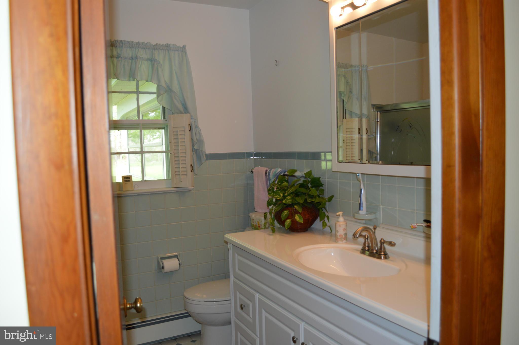 6394 Neavitt Manor Road Neavitt, MD 21652 - Photo 9 of 16 Bath