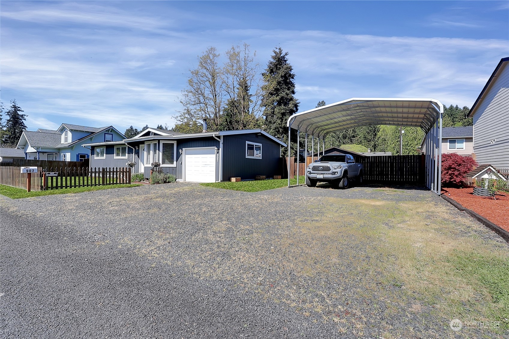 907 West Front Street Winlock, WA 98596 - Photo 1 of 27 Gallery Image 1