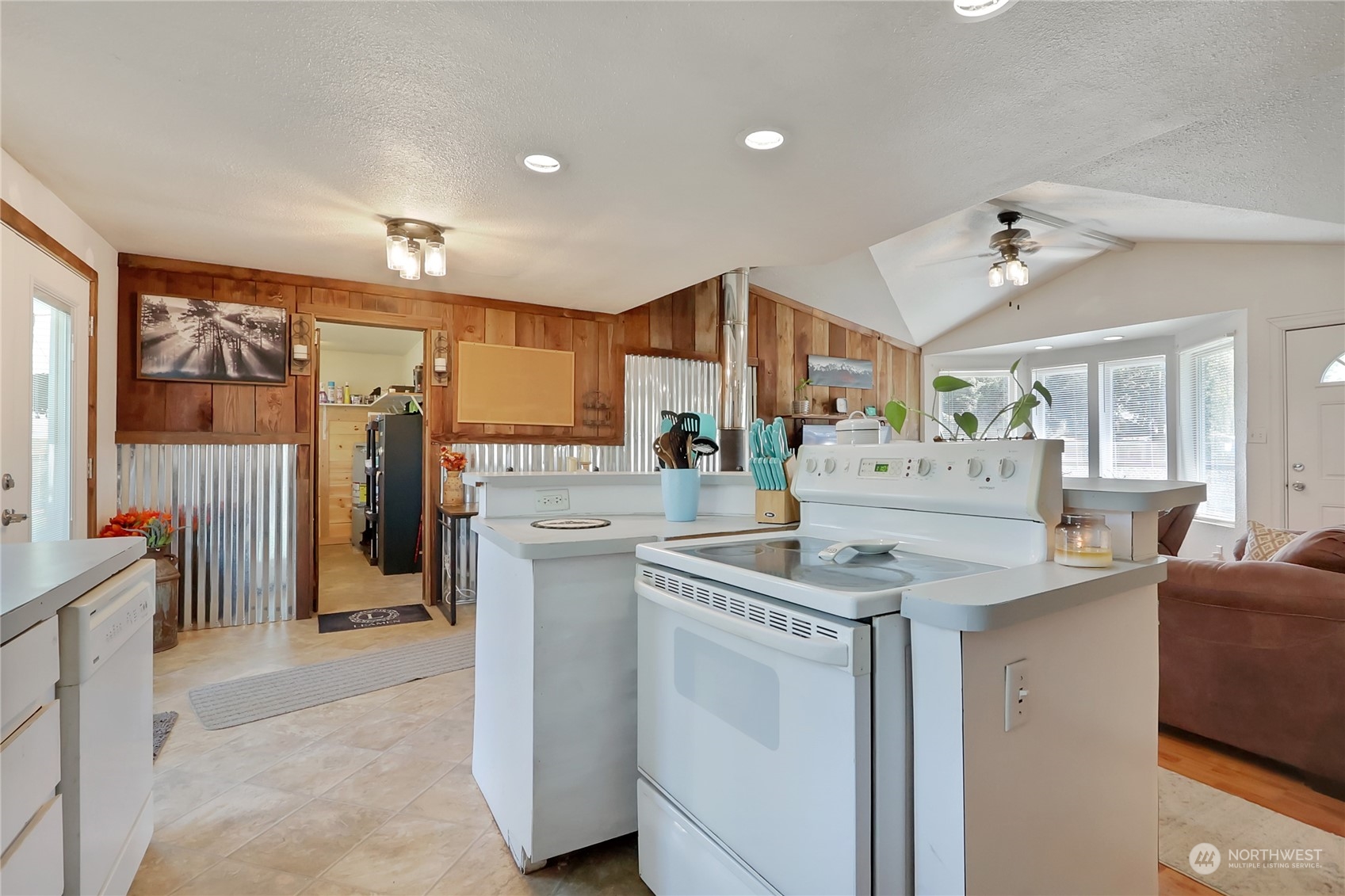 907 West Front Street Winlock, WA 98596 - Photo 12 of 27 Gallery Image 12
