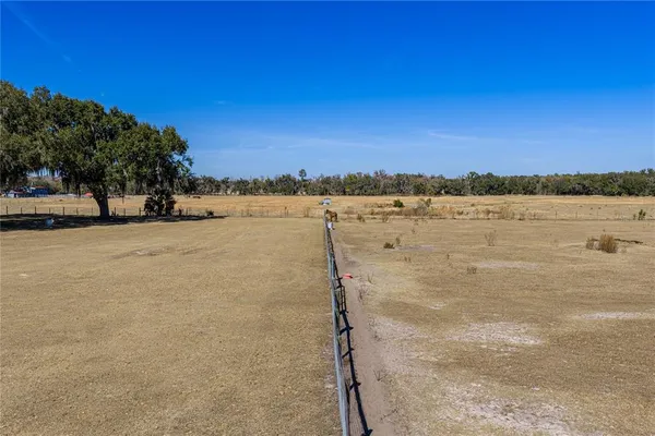 $1,600,000 | 808 Old Welcome Road, Lithia, FL 33547