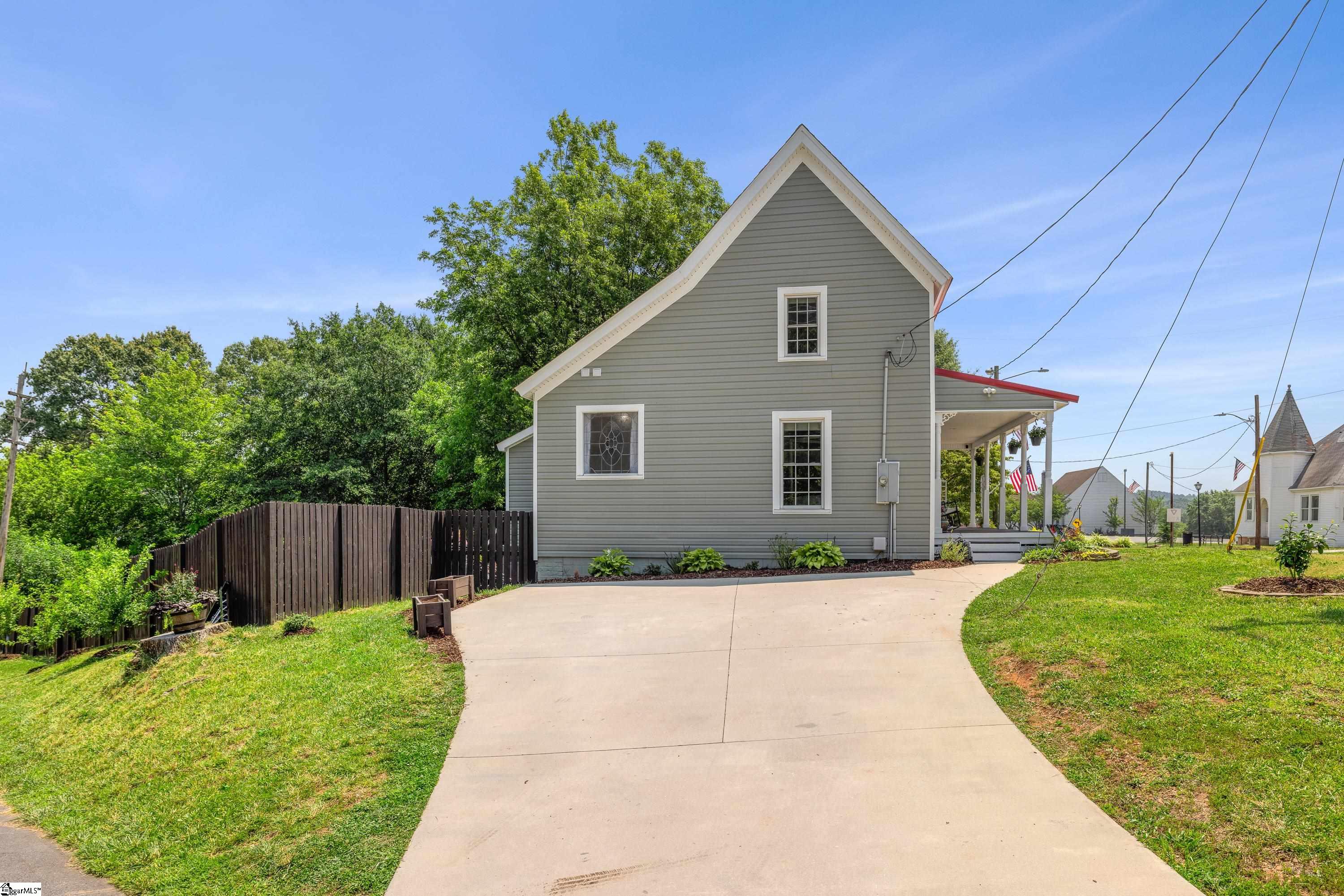148 Lebby Street Pelzer, SC 29669 - Photo 6 of 36 Gallery Image 6