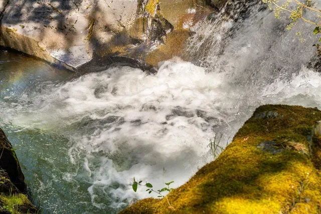 a very nice looking kitchen with a large window