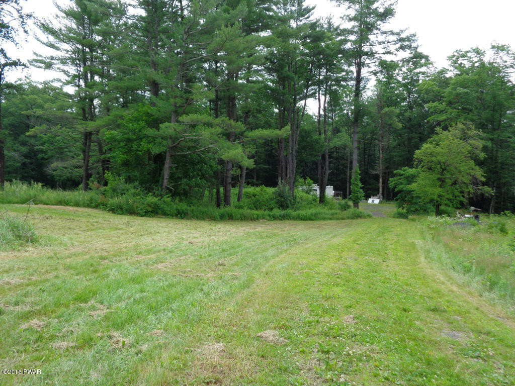 139 Rt 590 Greeley, PA 18425 - Photo 15 of 54