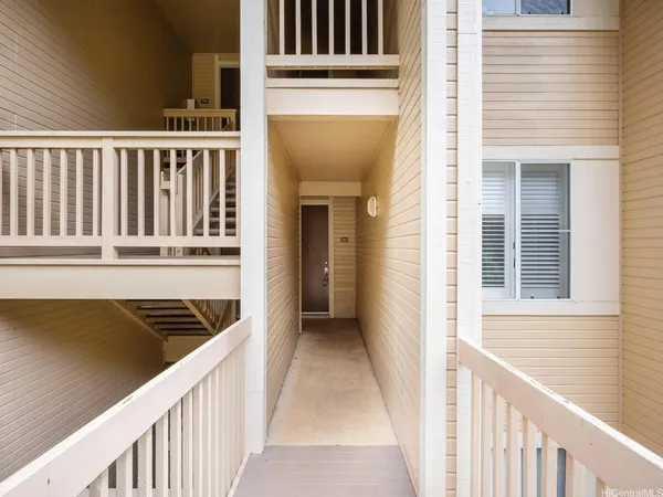$620,000 | 95-982 Wikao Street, Unit L203, Mililani, HI 96789