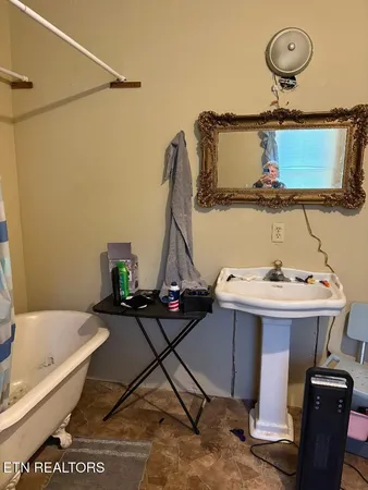 $79,900 | 417-a&b Avondale Avenue, Middlesboro, KY 40965