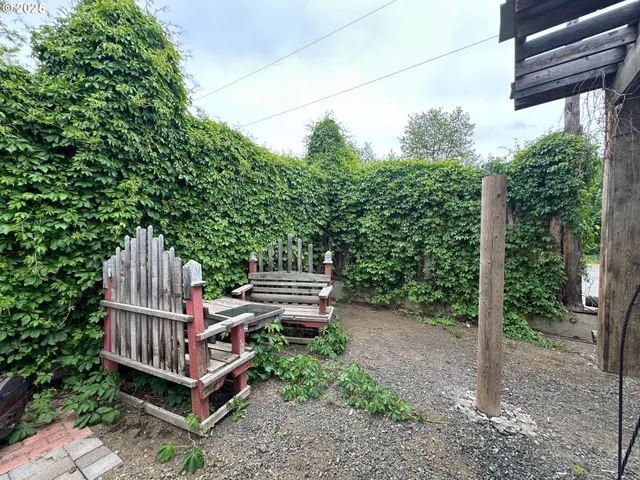 $294,000 | 150 School House Drive, Dayville, OR 97825