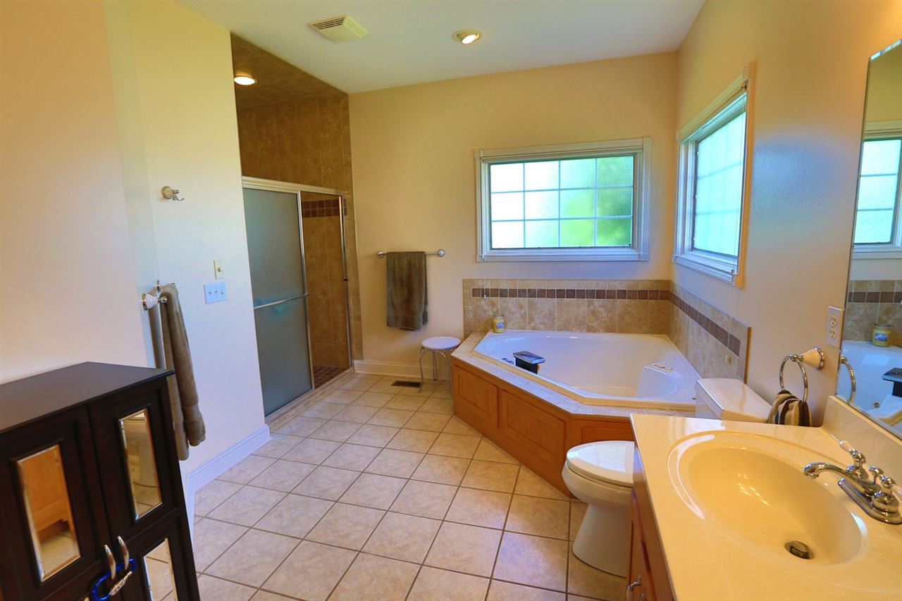 2136 Calais Road Fort Wayne, IN 46814 - Photo 25 of 36 Gallery Image 25