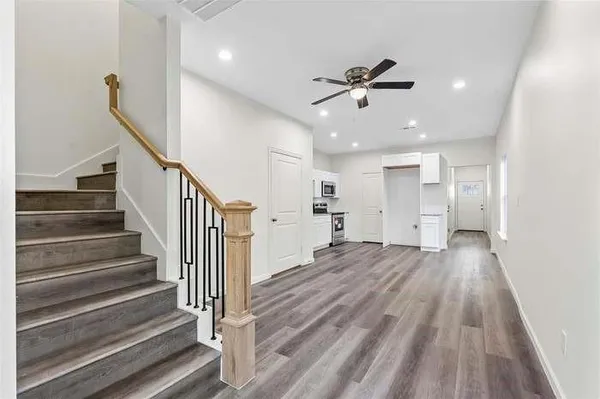 $2,200 | 3445 Frazier Avenue, Fort Worth, TX 76110