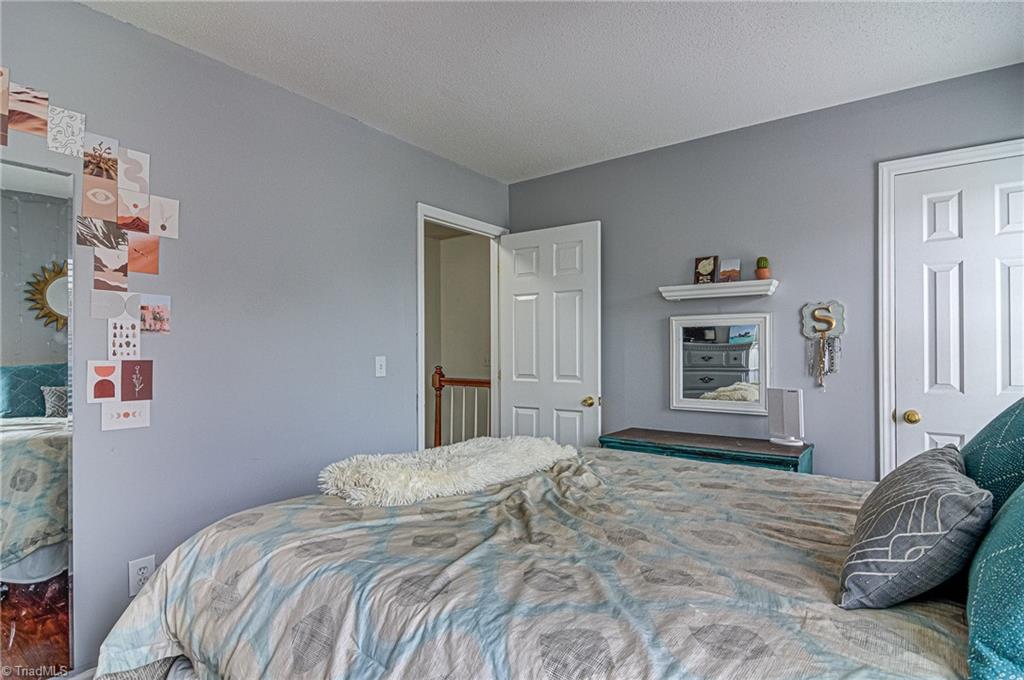 3323 Timberwolf Avenue High Point, NC 27265 - Photo 23 of 33 Gallery Image 23