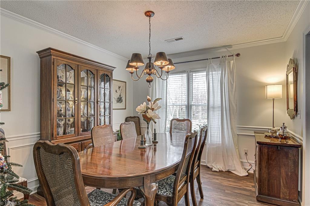 3323 Timberwolf Avenue High Point, NC 27265 - Photo 7 of 33 Gallery Image 7