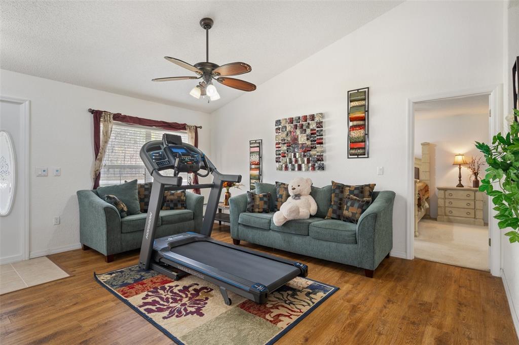 18279 Mairdale Road Weeki Wachee, FL 34614 - Photo 12 of 64