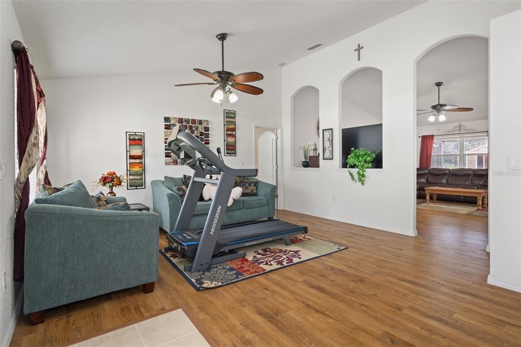 18279 Mairdale Road Weeki Wachee, FL 34614 - Photo 13 of 64