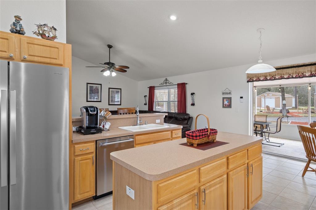 18279 Mairdale Road Weeki Wachee, FL 34614 - Photo 25 of 64